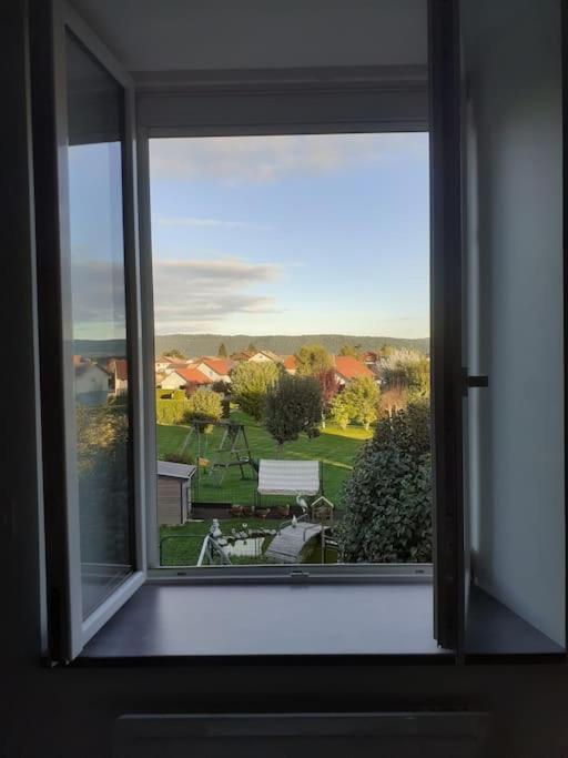 Frasne Logement Entier. Gite Les Brimbelles Bagian luar foto