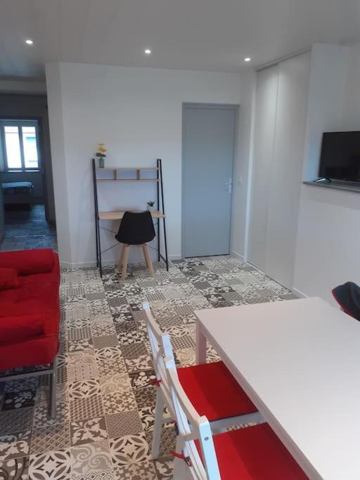 Frasne Logement Entier. Gite Les Brimbelles Bagian luar foto